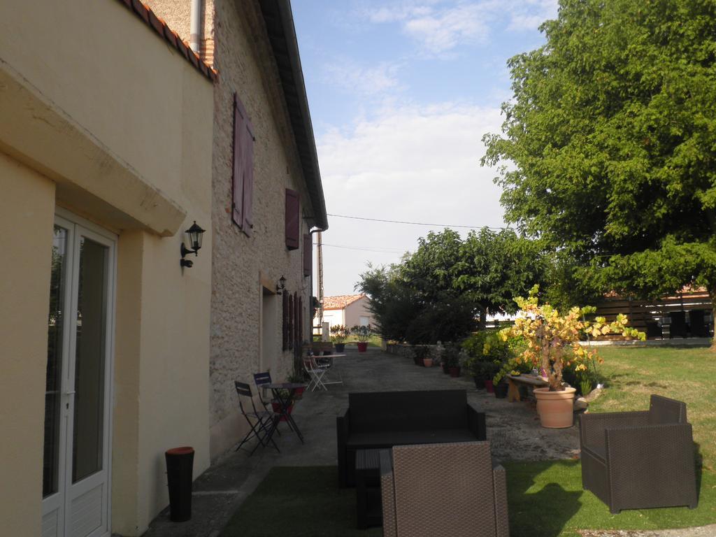 Bed and Breakfast Domaine De La Vigne Cadalen Экстерьер фото